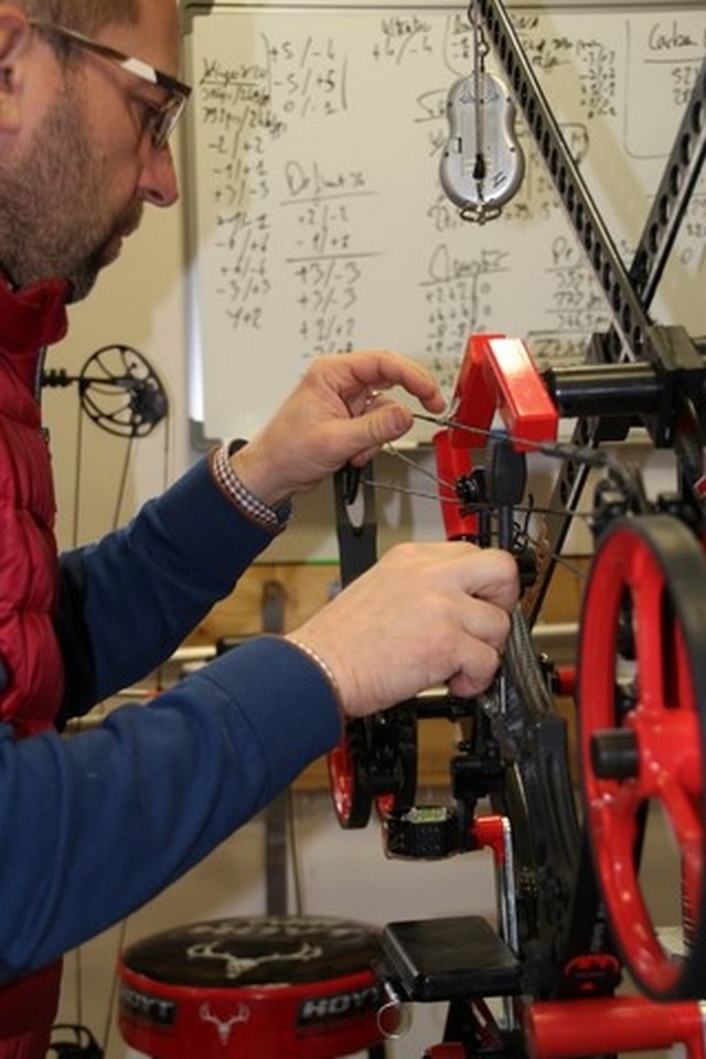Prestations d'optimisation d'arc compound ou d'arc traditionnel de haute qualité
